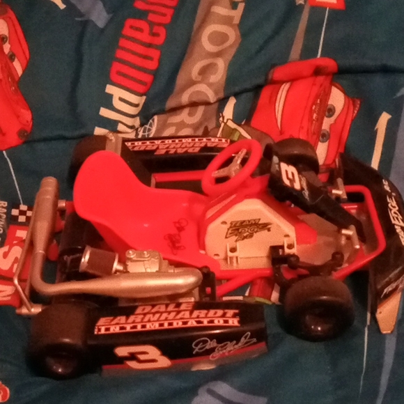 Dale Earnhardt remote control go karts. - Picture 3 of 8